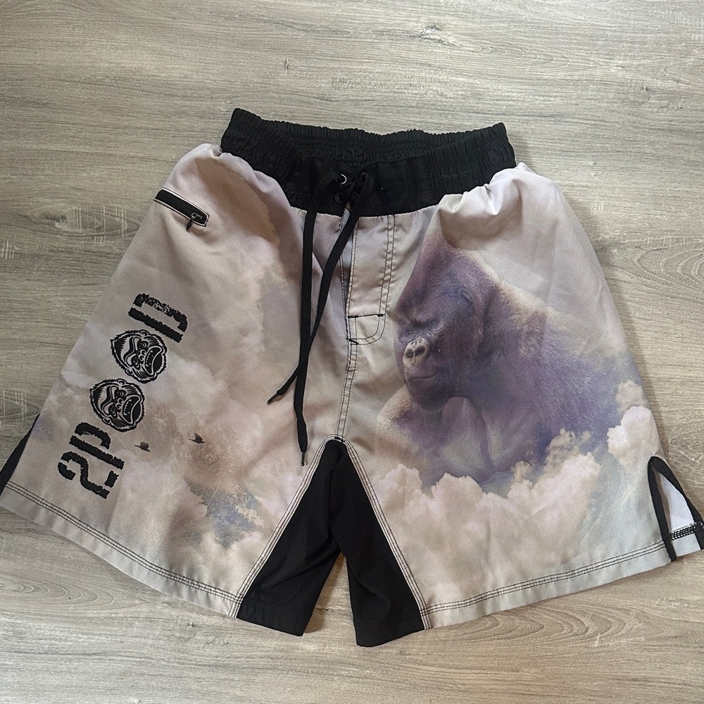 2Pood Shorts Bundle of 4 - Picture 3 of 5